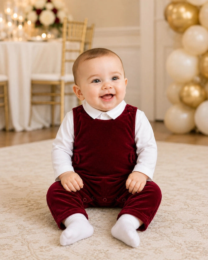 Carriage Boutique Girls Boys Infants Toddlers Kids Juniors Dress Romper Shirt Velvet Eyelet Lace Christmas Holidays Special Occasions Celebrations 100% Cotton The Plaid Giraffe Children's Boutique