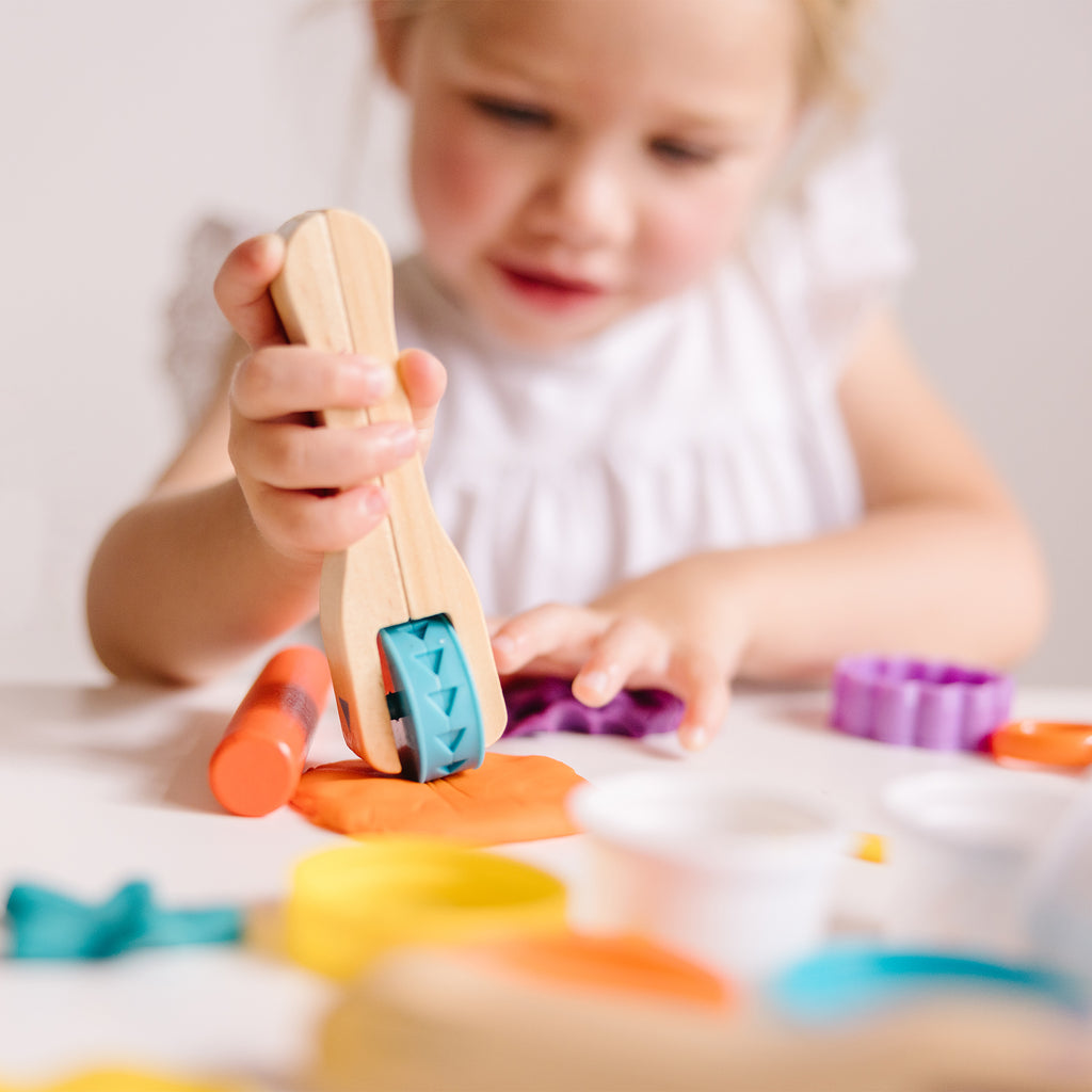 Melissa & Doug Girls Boys Toddlers Kids Toys Molding Dough Kit Cut Sculpt The Plaid Giraffe Childen's Boutique