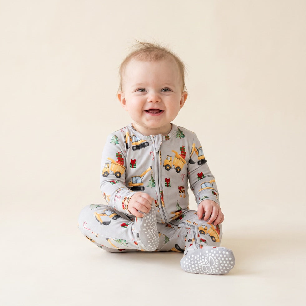 Sweet Bamboo Girls Boys Unisex Infants Toddlers Kids Juniors Footie Sleeper Nightgown Sleepwear Nightwear Christmas Holidays Presents Construction Equipment Dump Truck Backhoe Crane Bamboo Two-way Zipper The Plaid Giraffe Children's Boutique