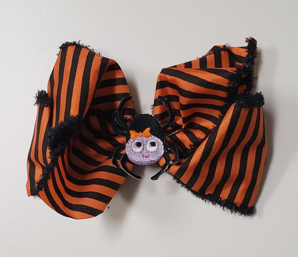 Wee Ones Girls Hair Accessories Medium Bows Halloween Stripes Spiders The Plaid Giraffe Childrens Boutique